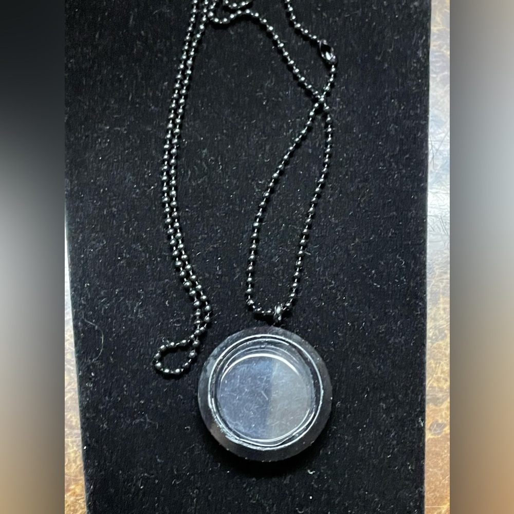 NEW - Black Chain with Origami Owl Style Locket